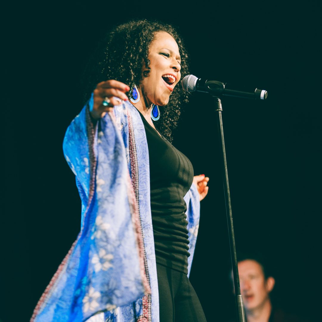 Dawn Tyler Watson→Photo 5®Yannick Souyri